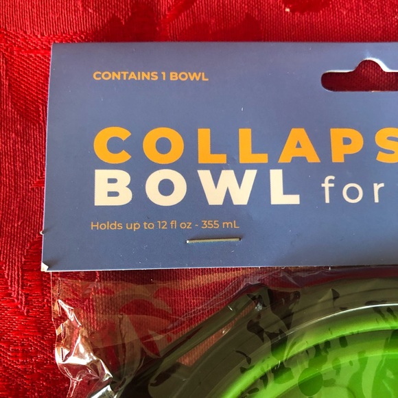 🌵3/$15 Collapsible feeding water bowl for pets - Picture 2 of 5